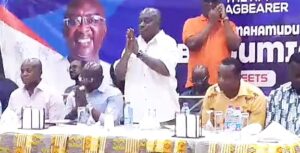 Dr Mahamudu Bawumia (Left), Ashanti regional Minister, Simon Osei Mensah(Middle) Ashanti regional NPP Chairman, Bernard Antwi Boasiako,a.k.a Wontumi